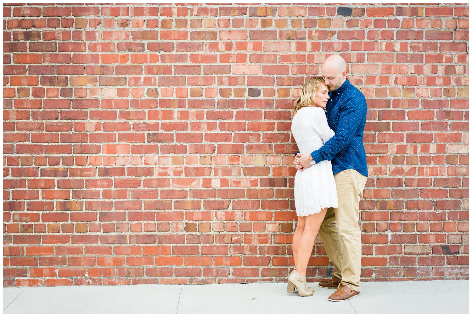 Downtown des moines engagement photography