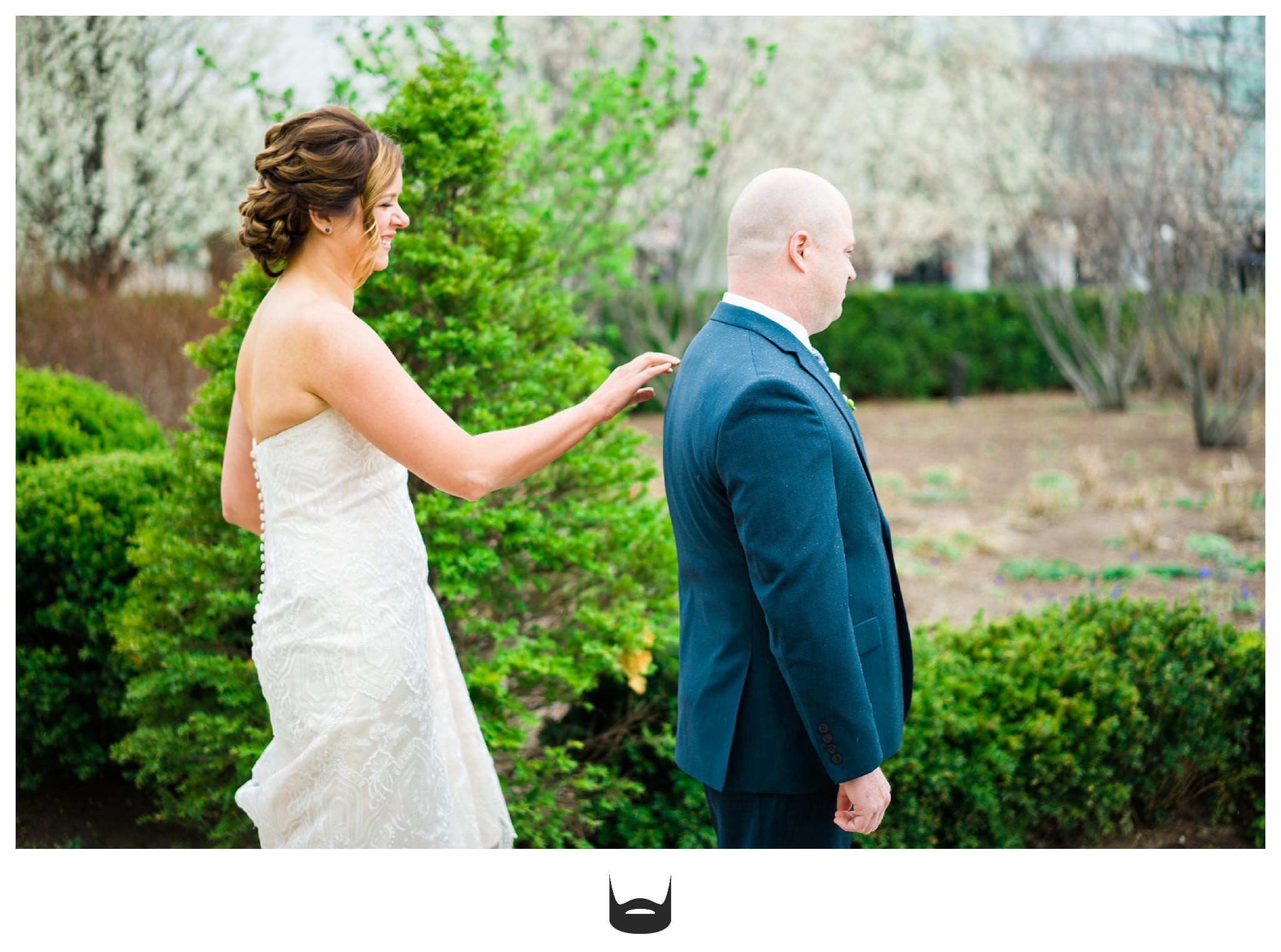 Des Moines Wedding First Look Photography